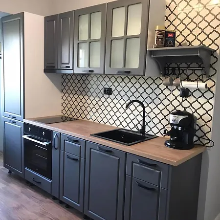 Tsarevets Panorama 公寓 大特尔诺沃